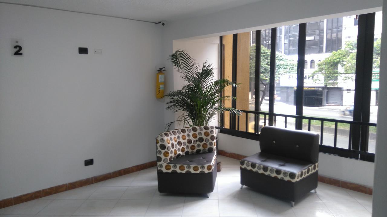 Estadio Plaza La 50 Hotel